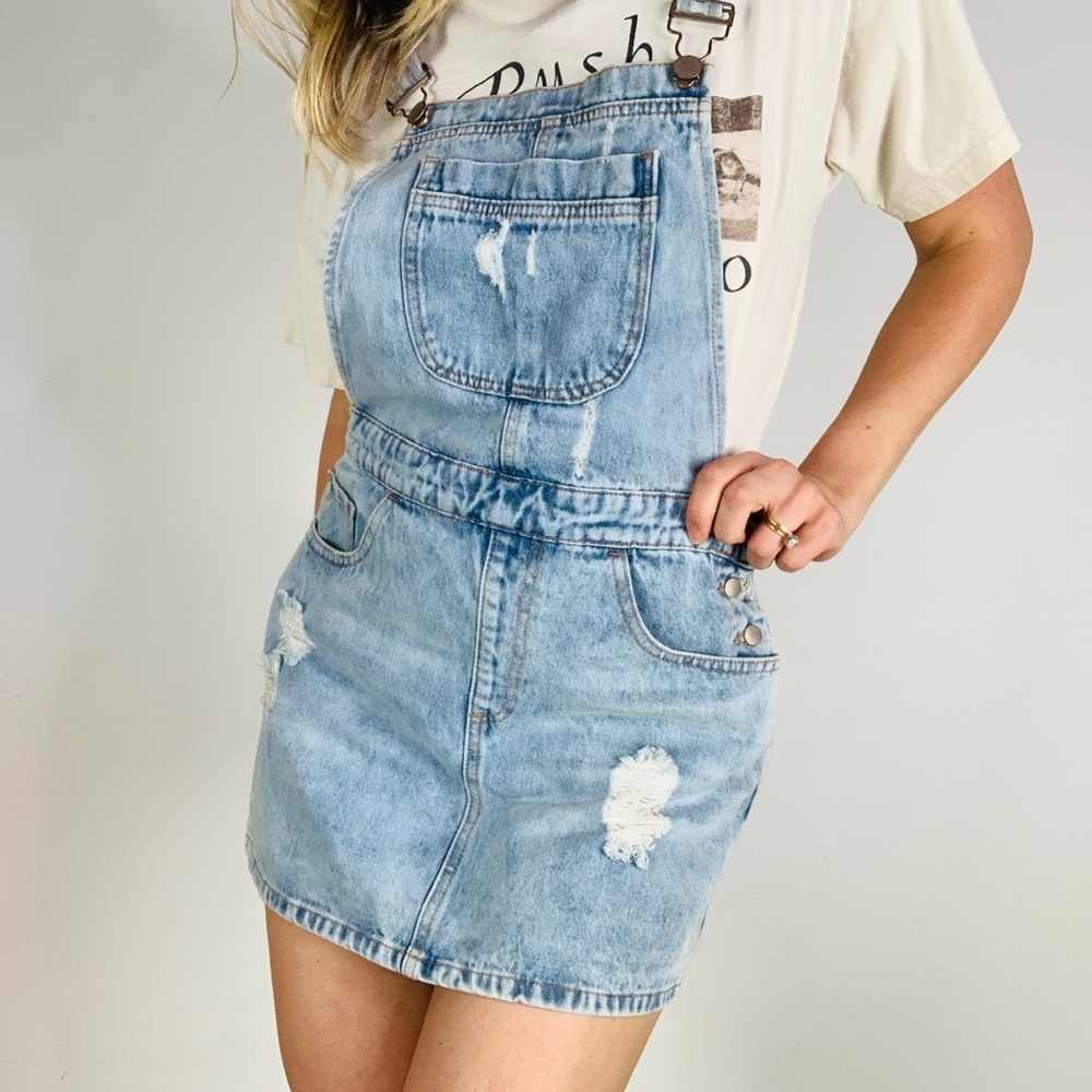 Forever 21 distressed light wash overall dress m